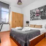 Apartment Arc De Triomf Base 4br For 5 Lift Barcelona