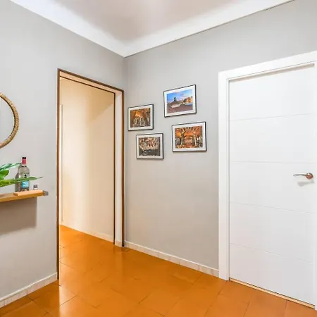 Arc De Triomf Base 4br For 5 Lift