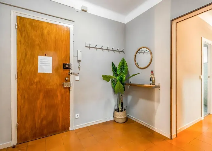 Arc De Triomf Base 4br For 5 Lift דירה